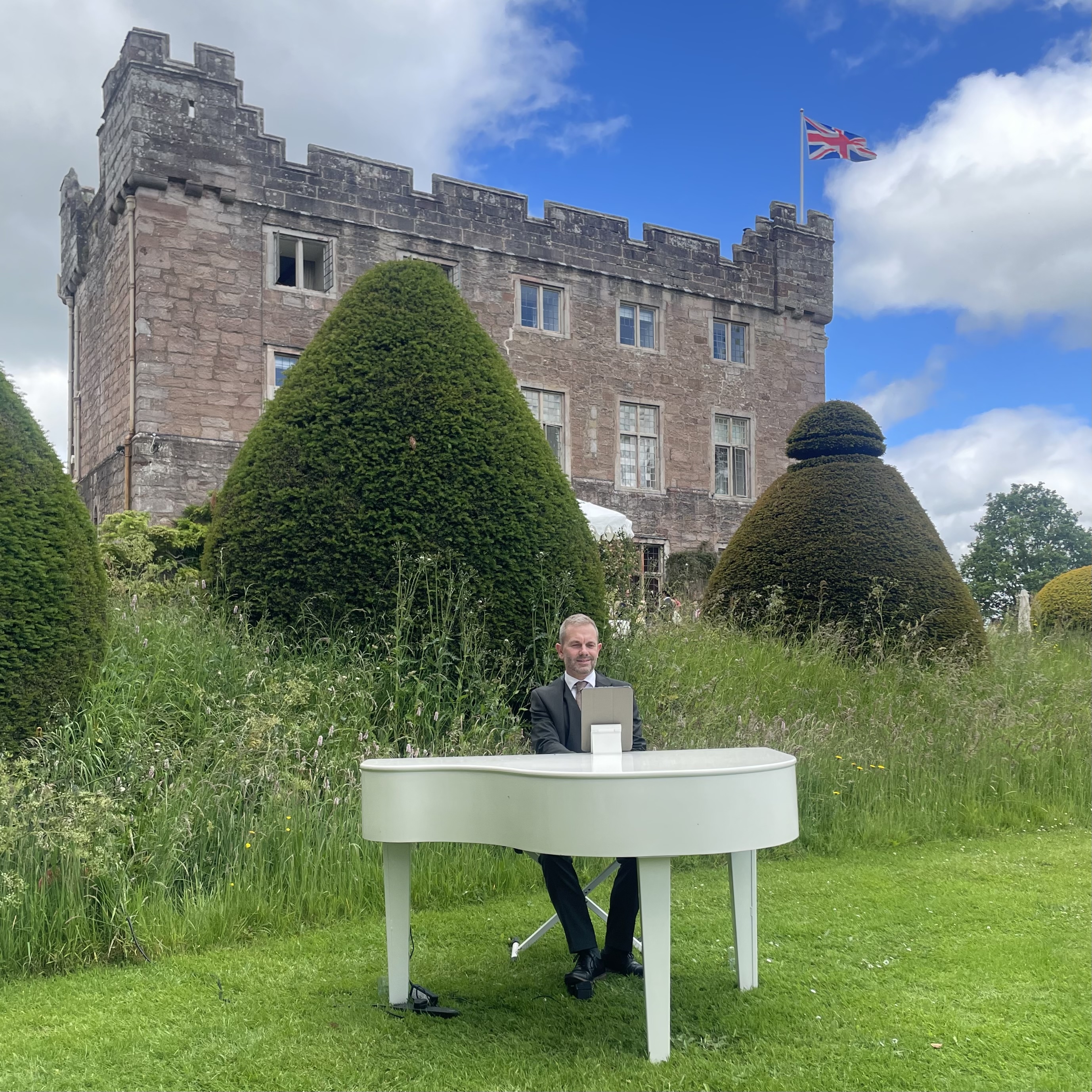 Askham Hall wedding ceremony music by the Lake District Pianist Craig Smith