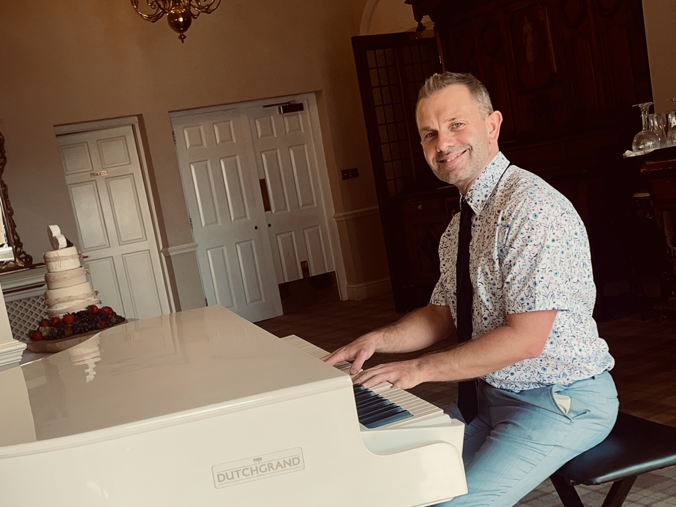 Merewood Country House wedding pianist performing during a wedding breakfast